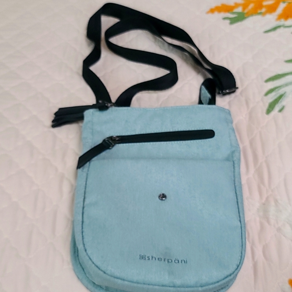 Cross body purse